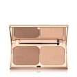 Charlotte Tilbury - FILMSTAR BRONZE & GLOW - LIGHT TO MEDIUM Online now