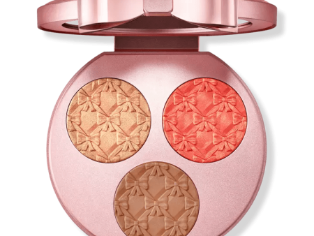 MAC - Effervescence Extra Dimension Face Compact - Medium Supply